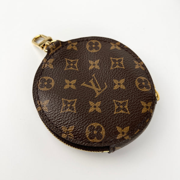 Louis Vuitton Pochette Bag, Authenticity Guaranteed