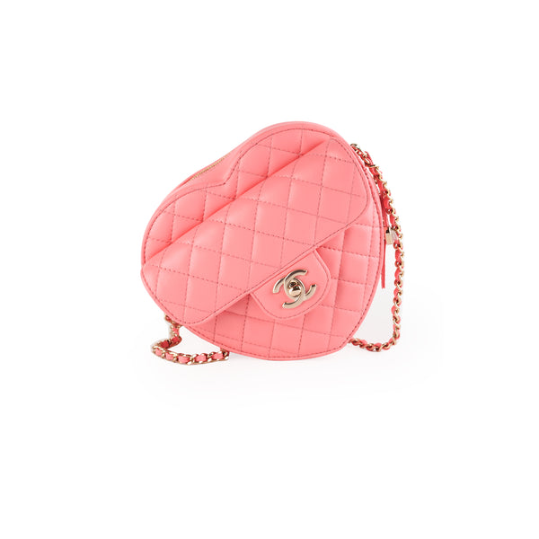 Chanel Pink Vintage Heart Bag  Heart shaped bag, Bags, Chanel bag