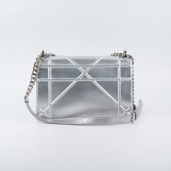 Christian Dior Metallic Silver Diorama Flap Medium Bag – The Closet