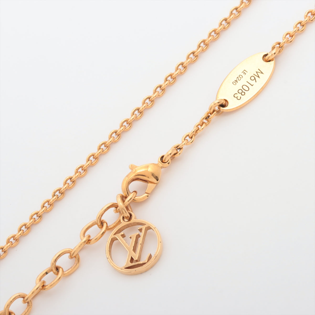 Louis Vuitton Essential V Gold Necklace - THE PURSE AFFAIR