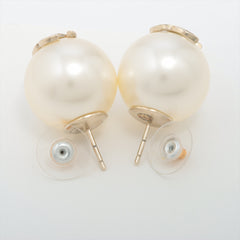 ITEM 20 - Chanel Coco CC Large Pearl Costume Earrings