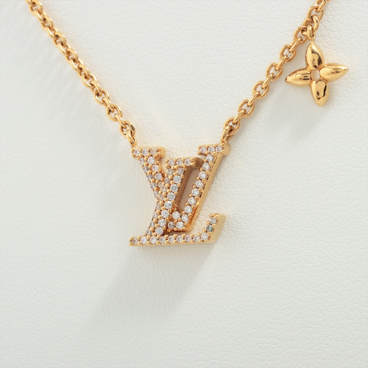 Louis Vuitton LV Iconic Necklace, Gold