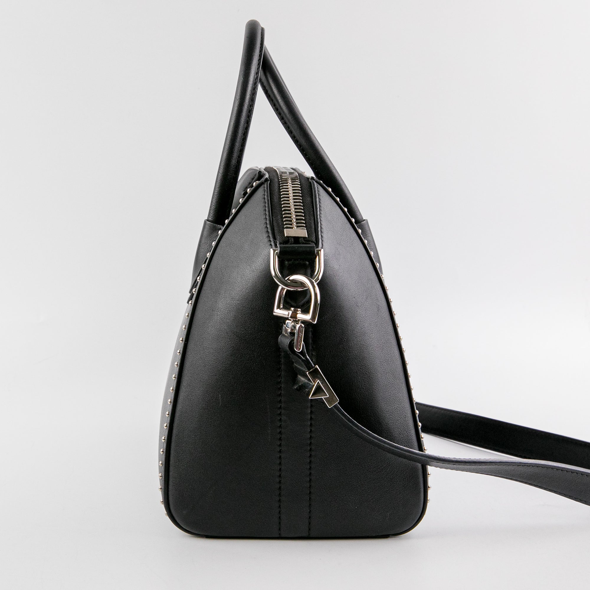 Givenchy Antigona Medium Black - THE PURSE AFFAIR