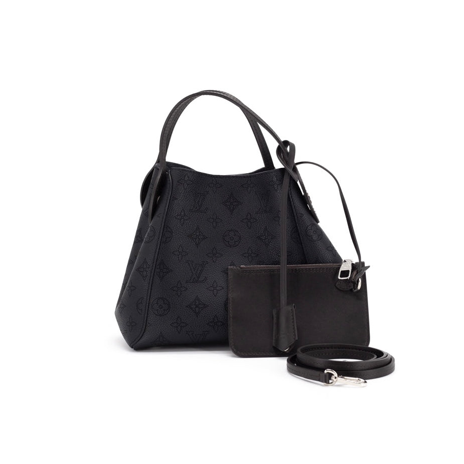 Louis Vuitton Muria (M58483)  Bucket bag, Perforated leather