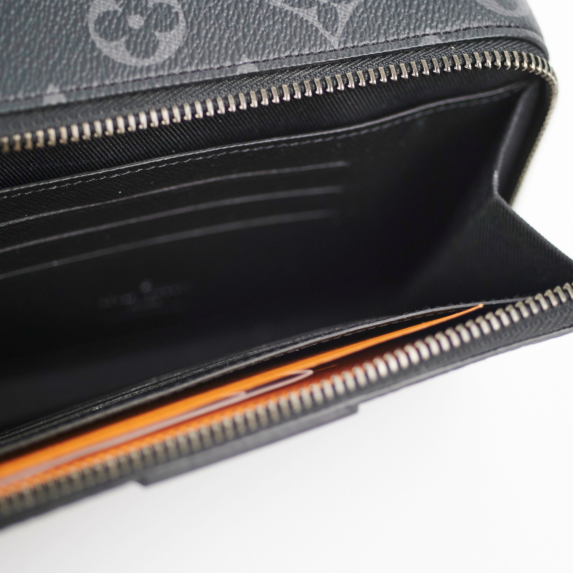 Louis Vuitton® Vertical Trunk Wearable Wallet Eclipse. Size in 2023