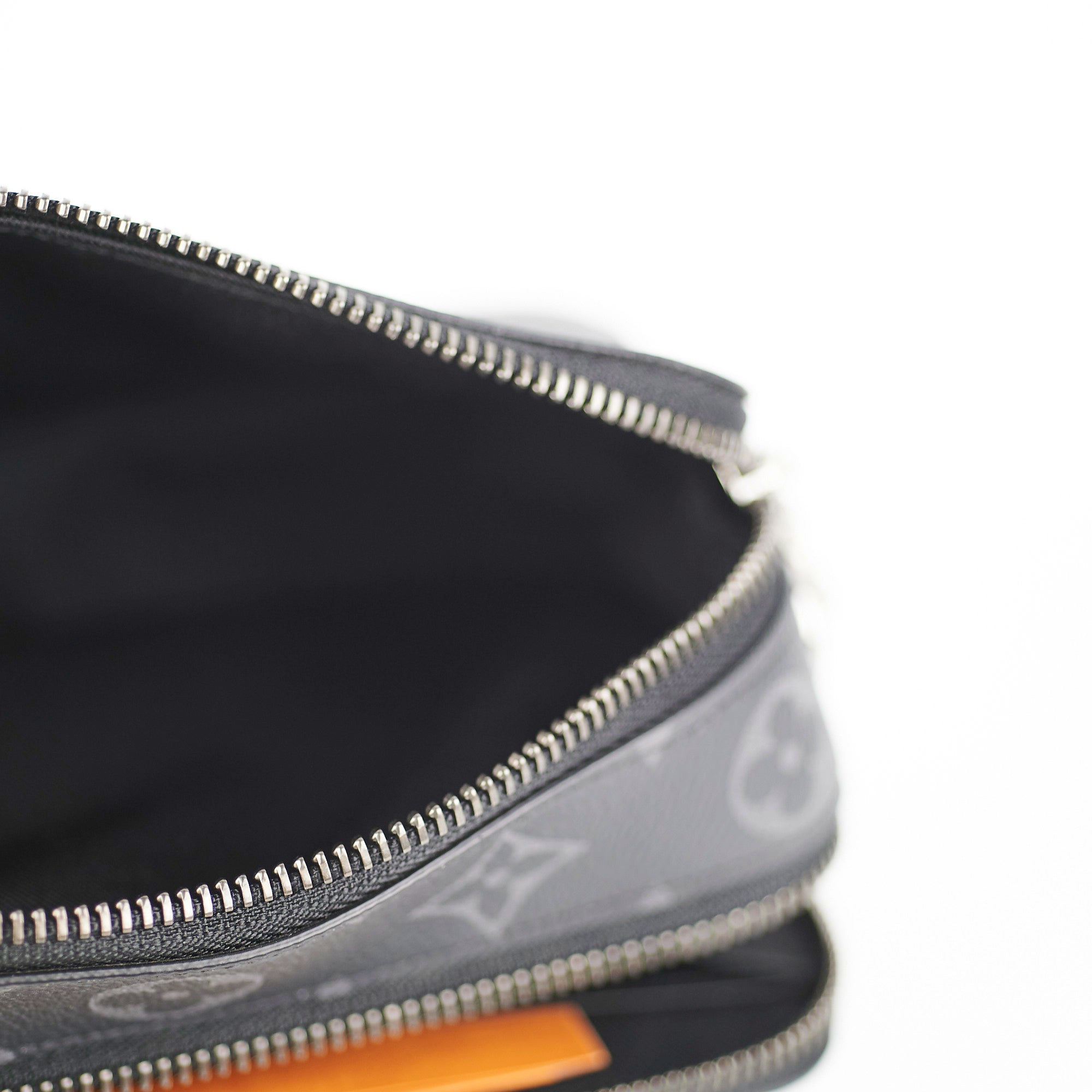 Louis Vuitton Auth ouis Vuitton Monogram Eclipse Nano Alpha Wearable Wallet  M82542 Men's Shoulder Bag