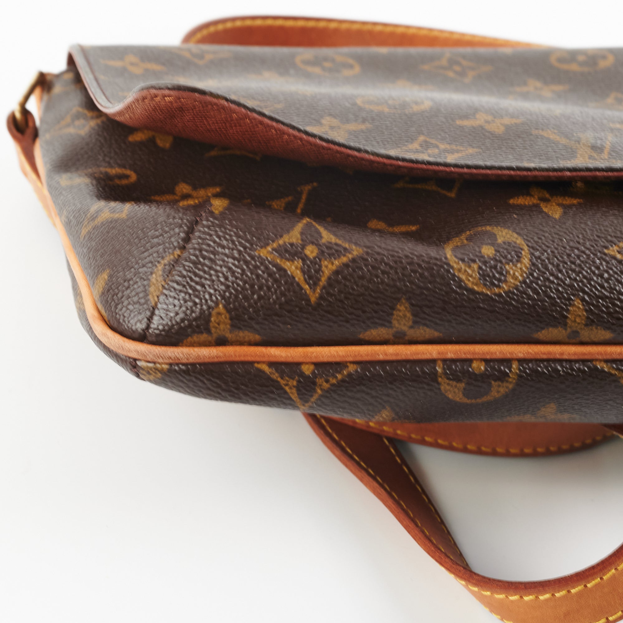 Louis Vuitton Flap Crossbody Monogram - THE PURSE AFFAIR