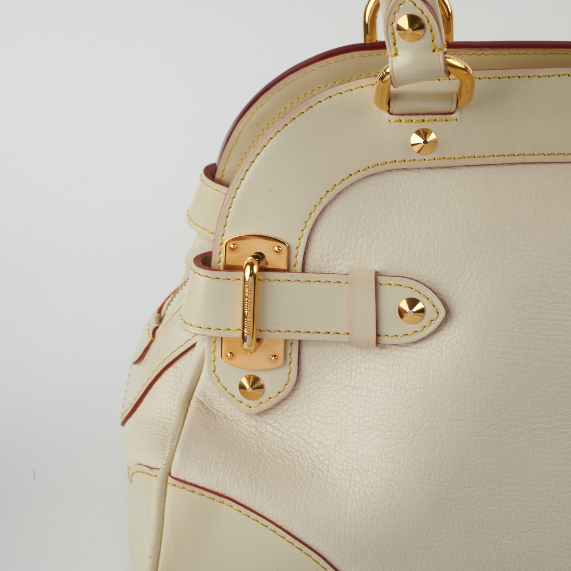 Louis Vuitton Cream/Off White Suhali Leather Le Radieux Bag For