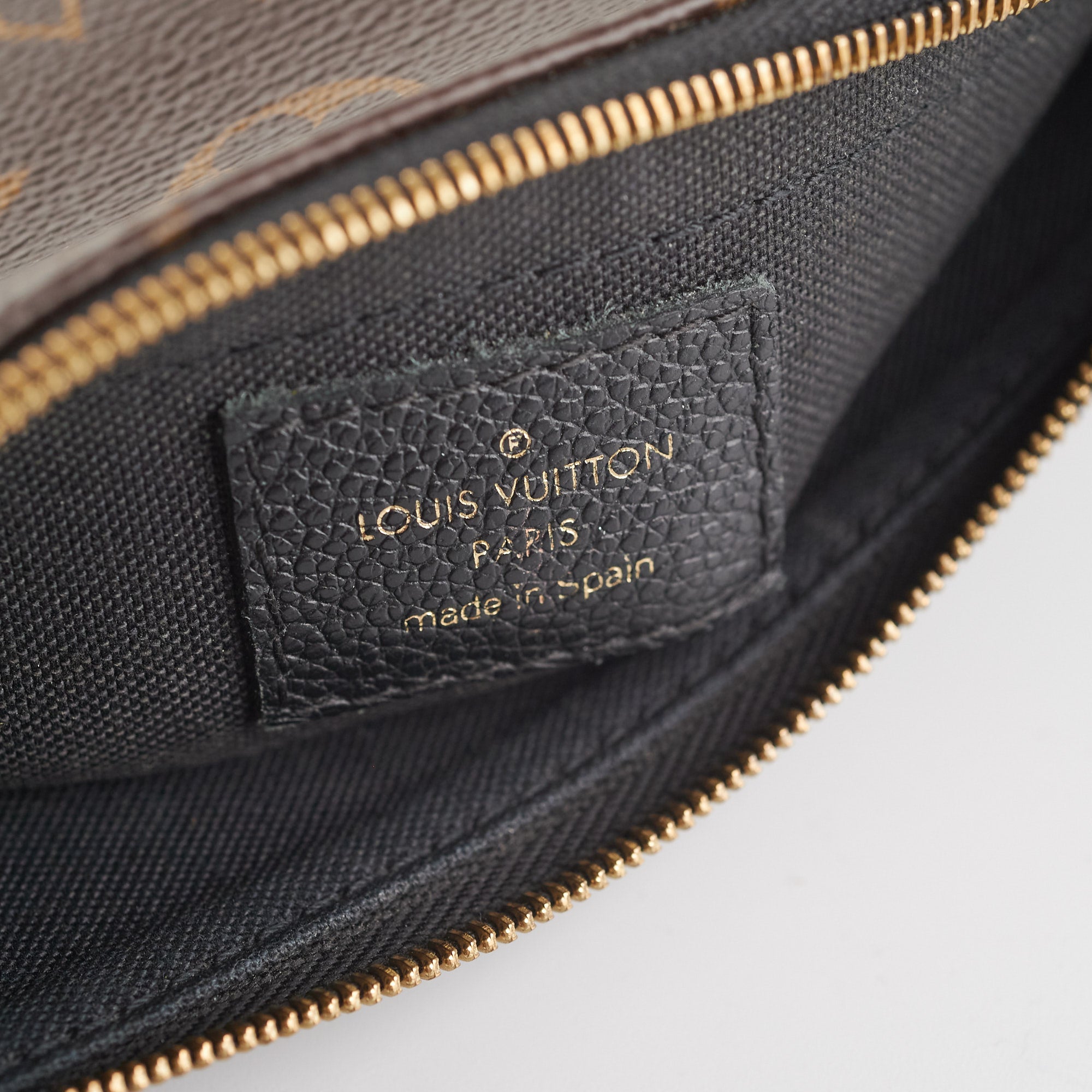 Louis Vuitton Monogram Pallas Pochette - Brown Clutches, Handbags -  LOU783436