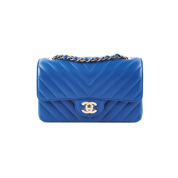 Chanel - THE PURSE AFFAIR