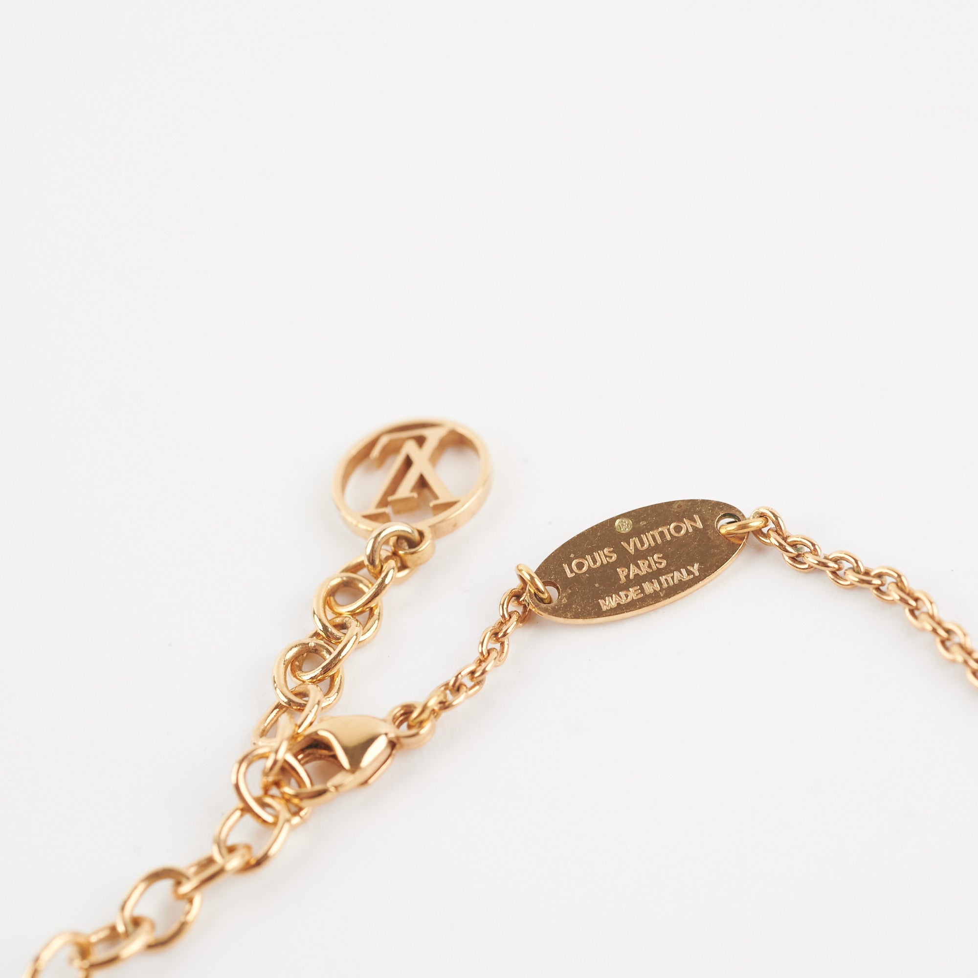 Louis Vuitton Gold Tone Essential V Chain Link Bracelet Louis