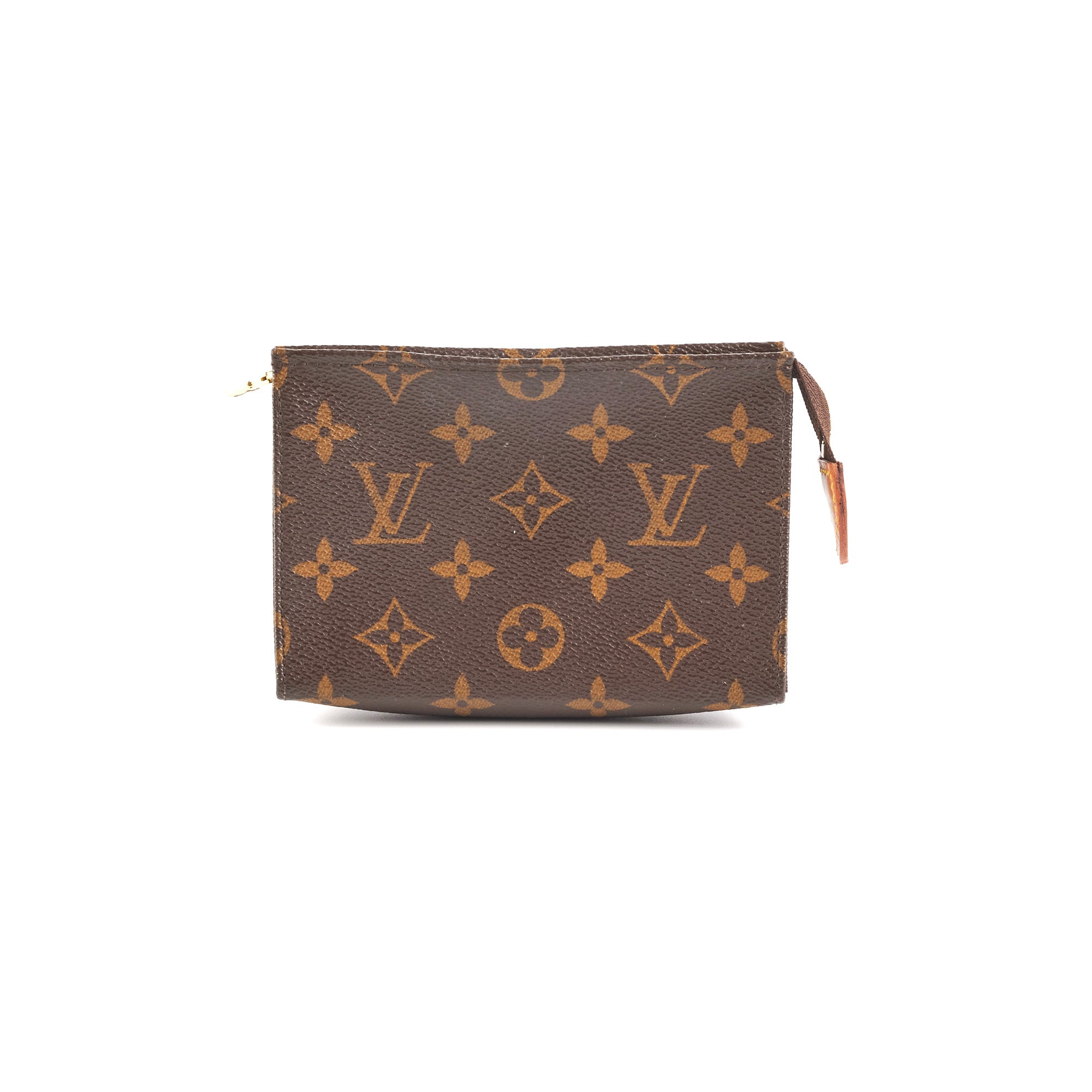 So happy I found the Toiletry Pouch 15 at my local LV store! :  r/Louisvuitton