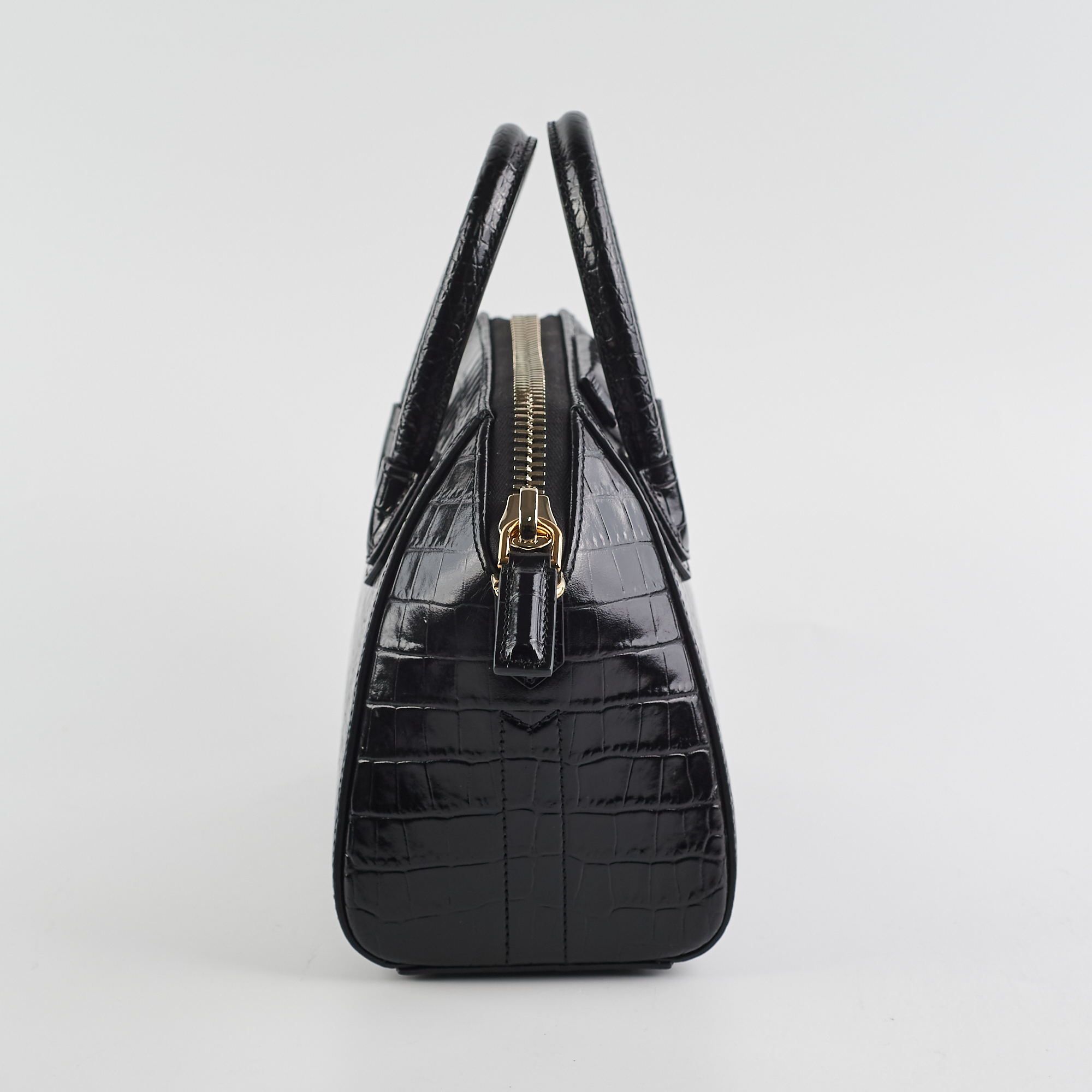 💯 Original Givenchy Antigona Croc Mini Black, Luxury, Bags