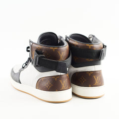 Louis Vuitton Mens High Top Sneaker Size 8.5