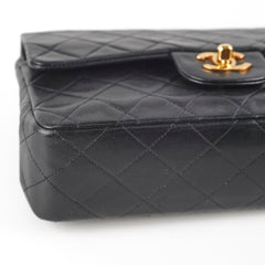 Chanel Vintage Classic Flap Lambskin Black - Series 1