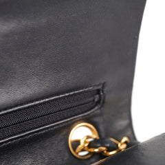 Chanel Vintage Classic Flap Lambskin Black - Series 1