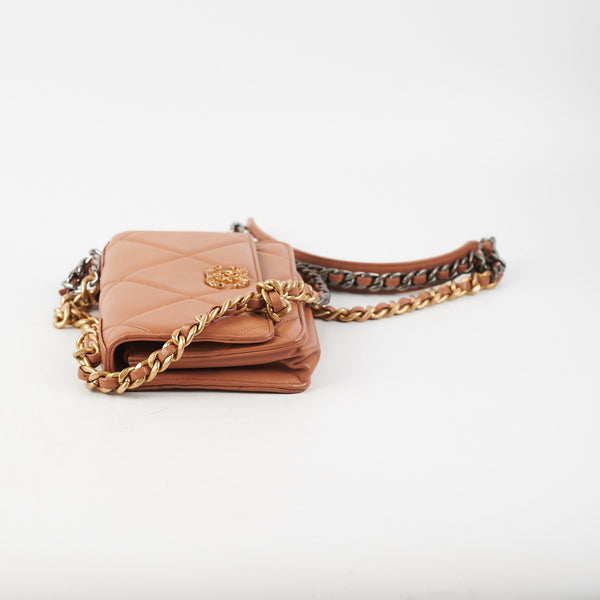 Chanel Caramel 19 Wallet on Chain – Addicted to Handbags