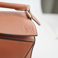 Loewe Medium Puzzle Bag Tan