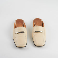 Fendi Cream Flat Mules Nappa Avorio 37.5