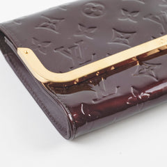 Louis Vuitton Vernis Clutch Amarante