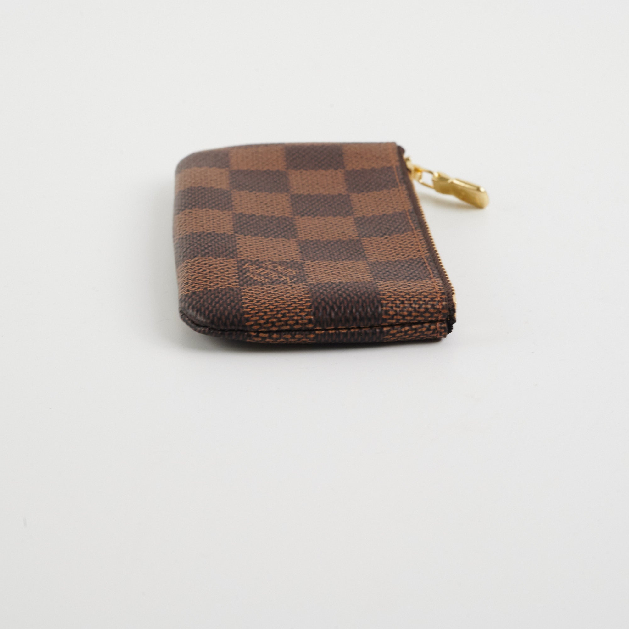 In Full Capacity: Louis Vuitton Key Pouch Review - Jena Pastor