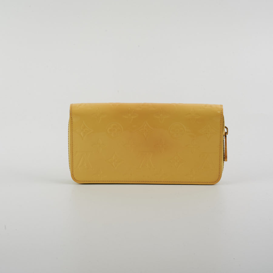 Louis Vuitton Sully Monogram Hobo Bag - THE PURSE AFFAIR