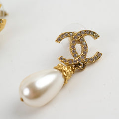 Chanel CC Logo Pearl Drop Earrings Costume Jewellery