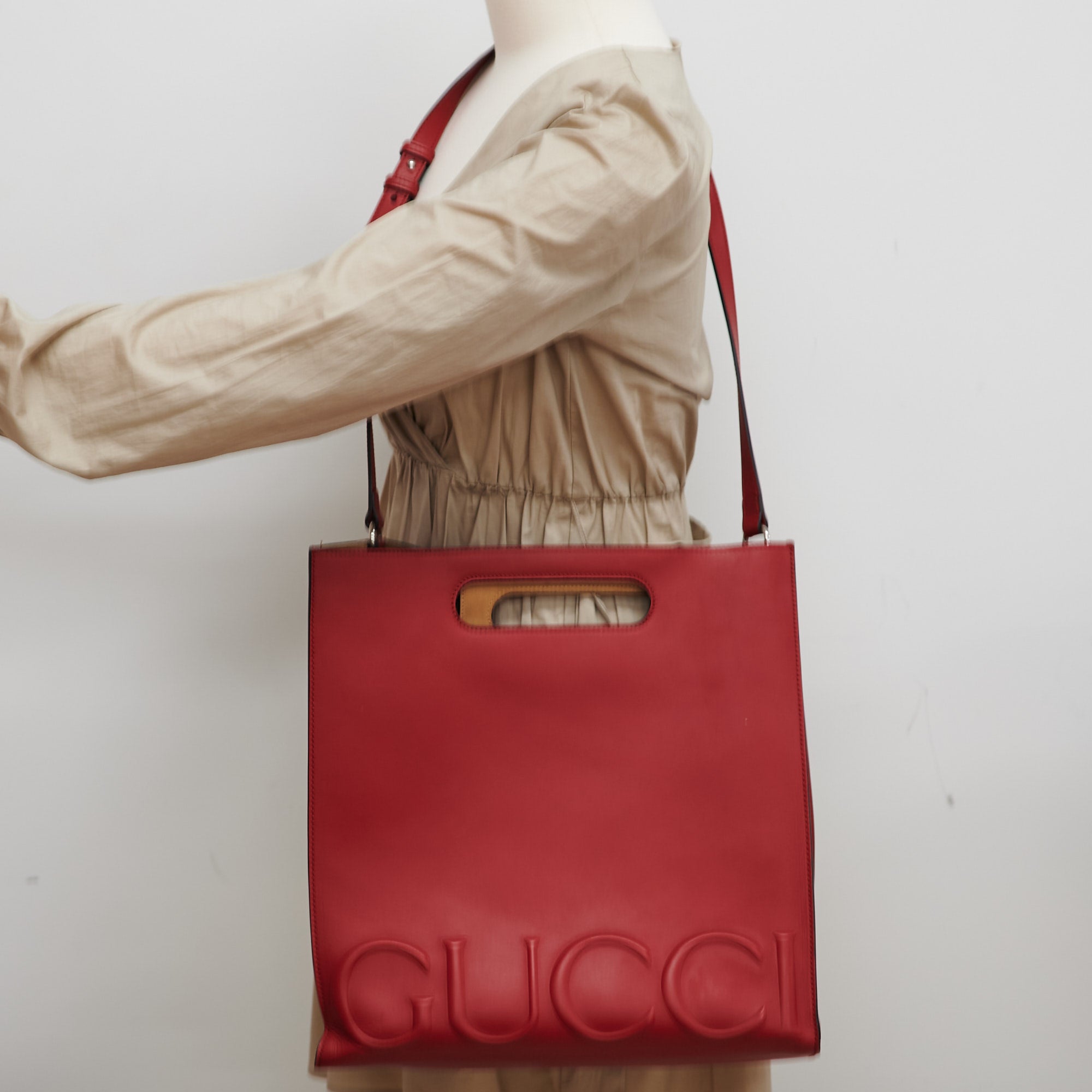 Gucci XL Tote Leather Red - THE PURSE AFFAIR