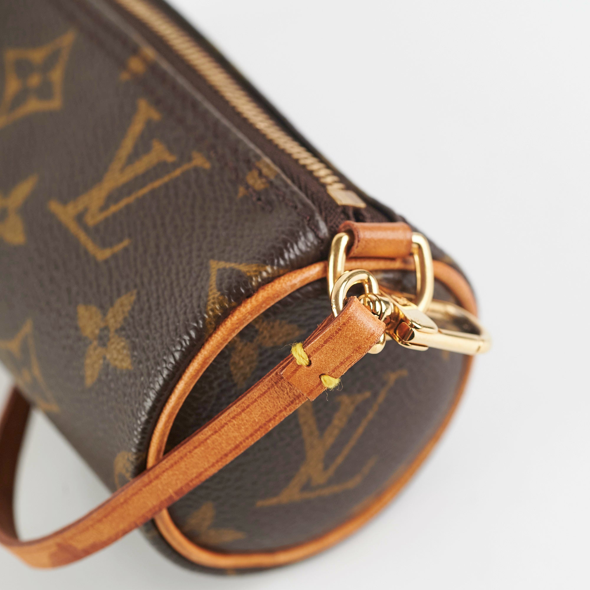 Louis Vuitton papillon pochette mini #vintagebags #vintagedesigner #w