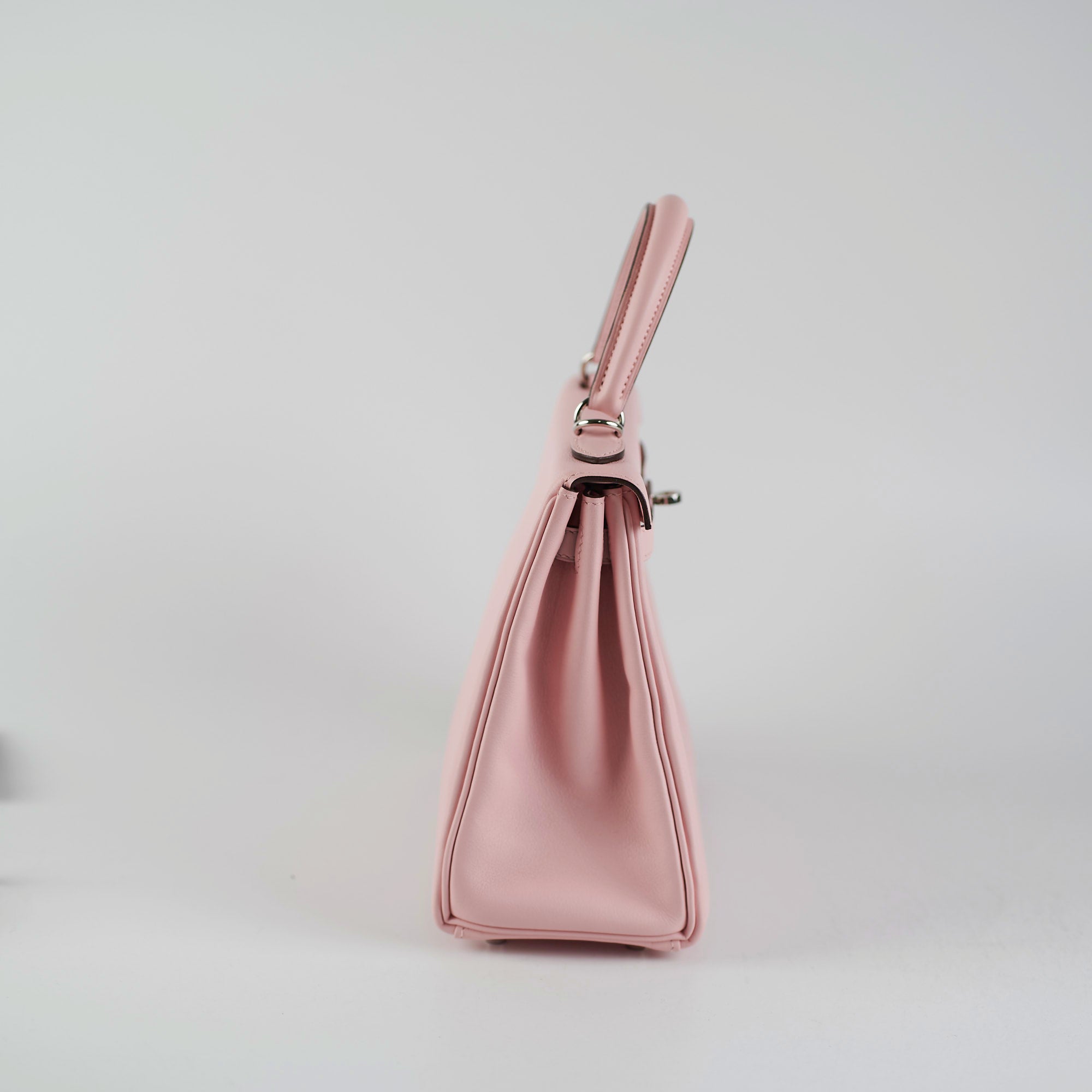 Hermès Rose Pourpre Swift Kelly 25 Retourne Palladium Hardware, 2019  Available For Immediate Sale At Sotheby's