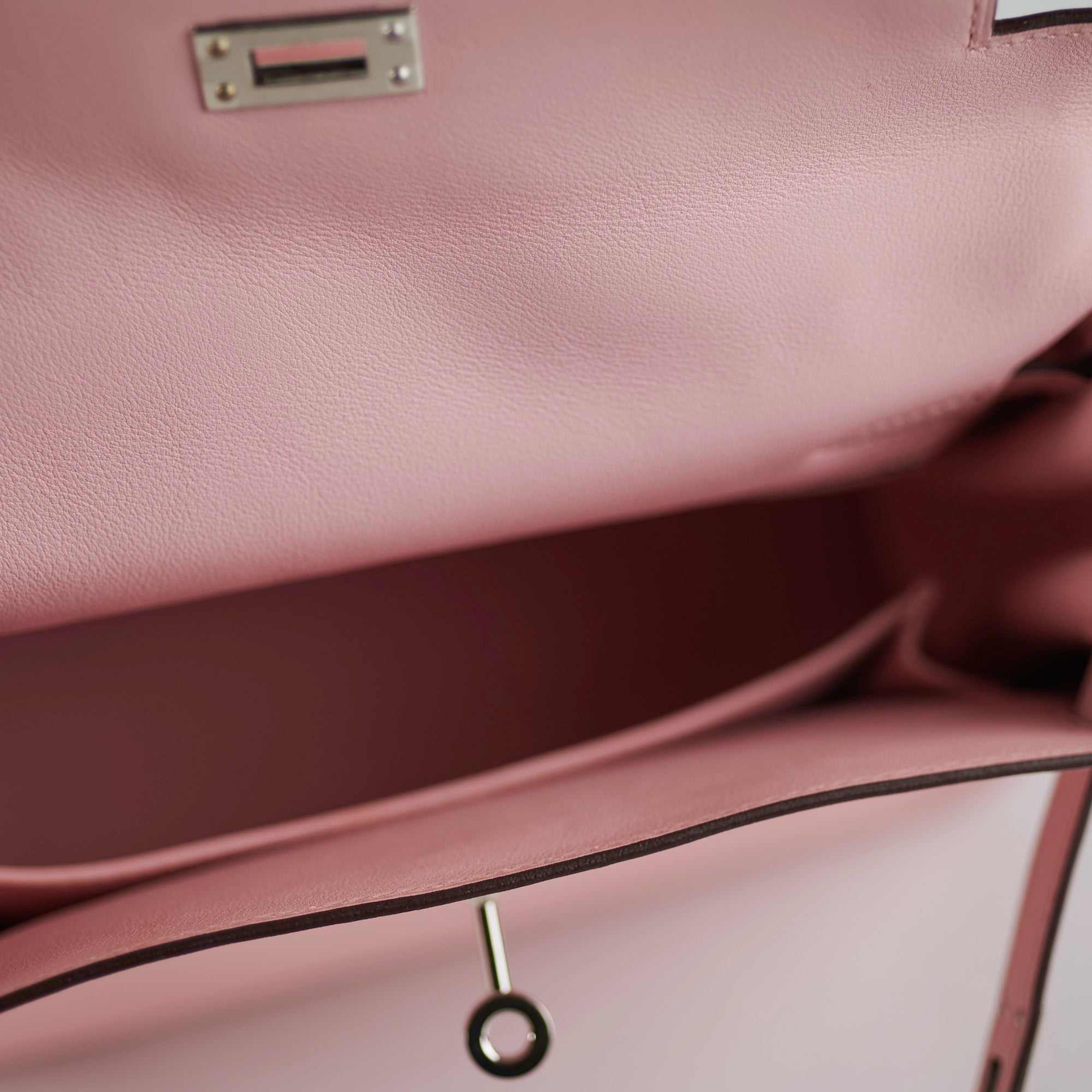 Hermès Kelly 25 Retourne Rose Sakura Swift Palladium Hardware - 2019