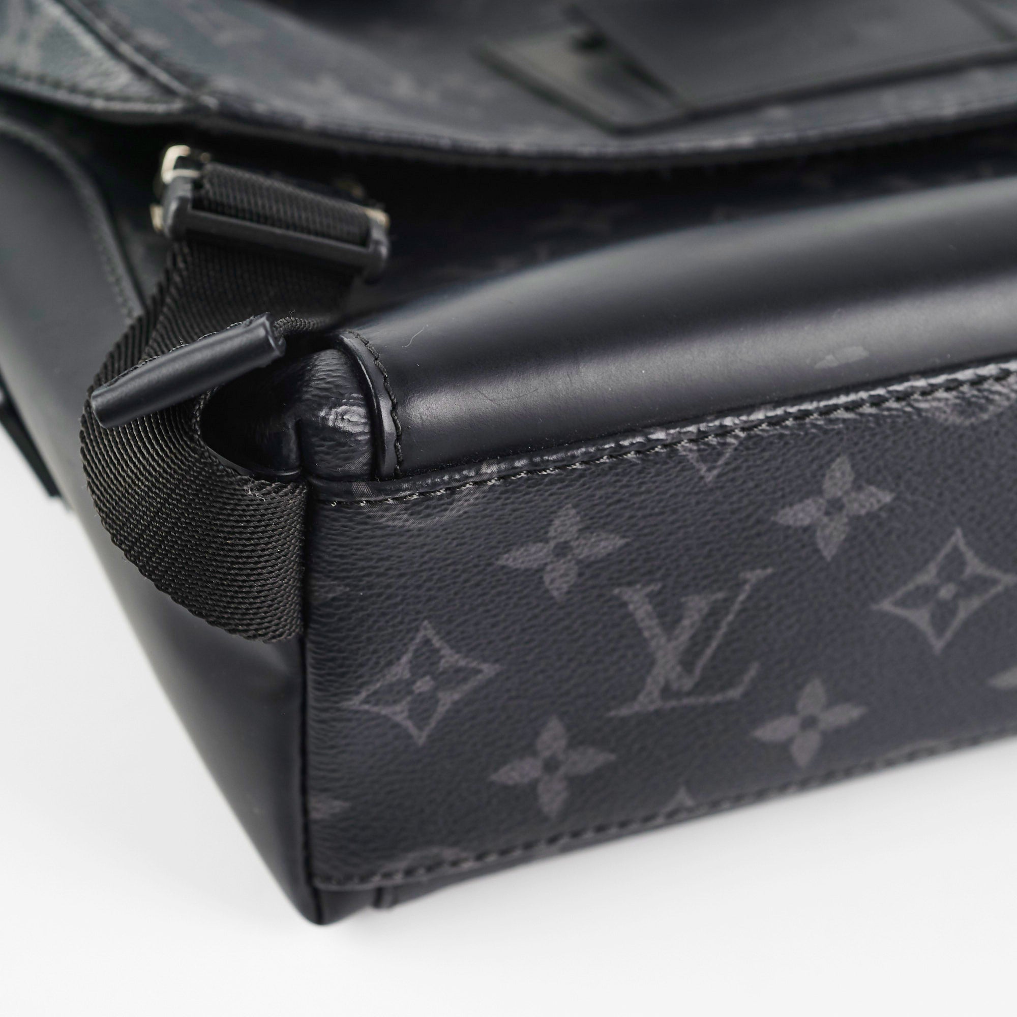 Louis Vuitton Messenger PM Voyager Bag - THE PURSE AFFAIR