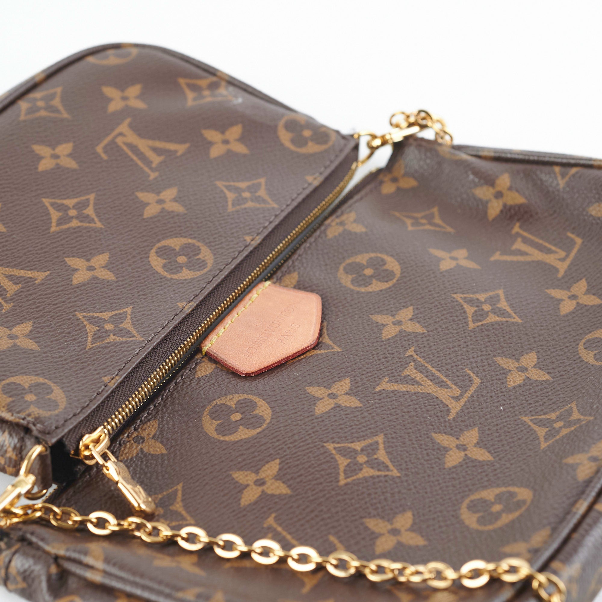 💯RARE Louis Vuitton&Pink Multi-Pochette Bag
