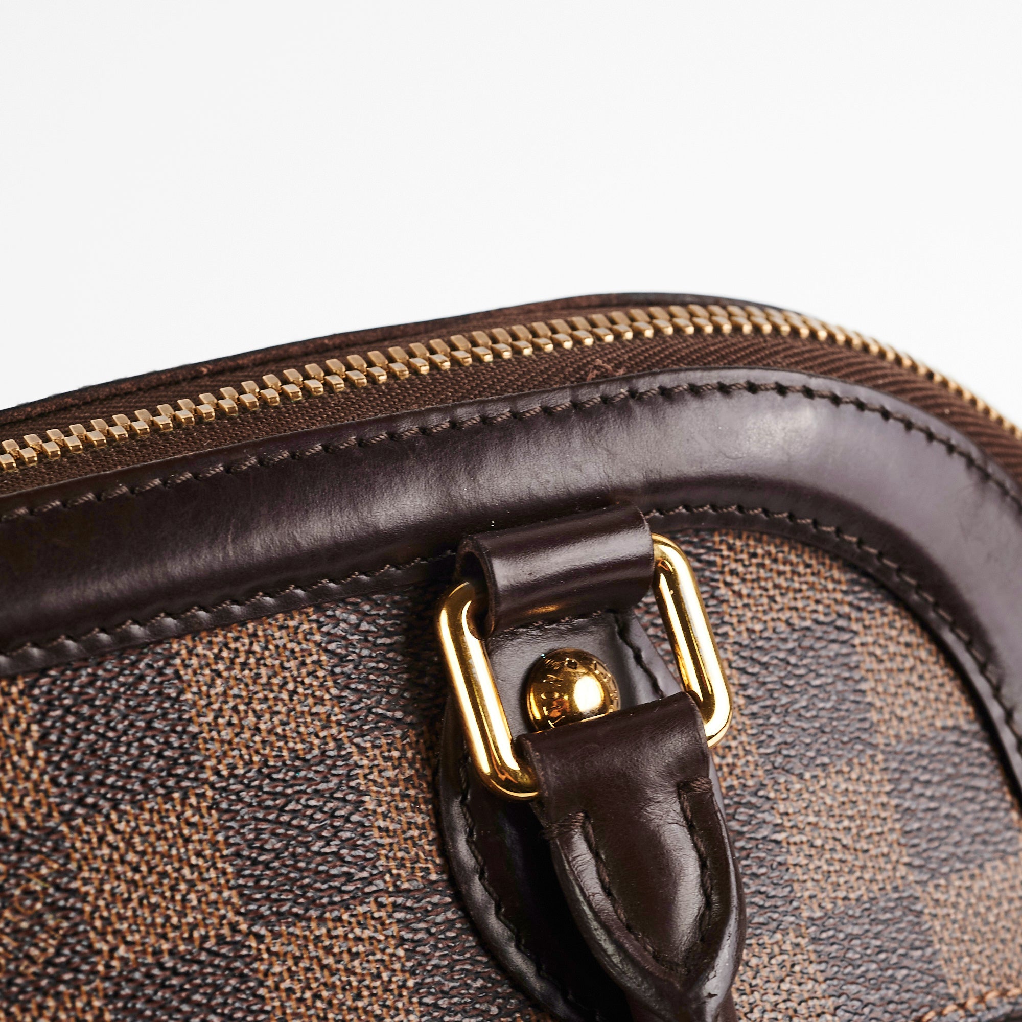 Authentic Louis Vuitton Damier Ebene Trevi PM Shoulder Bag – Paris Station  Shop
