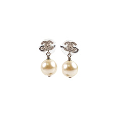 Chanel CC Pearl Drop Earrings Costume Jewellery