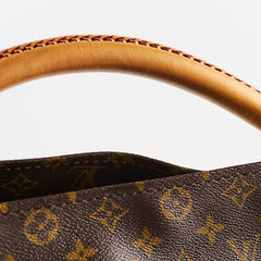 Louis Vuitton Artsy MM Monogram