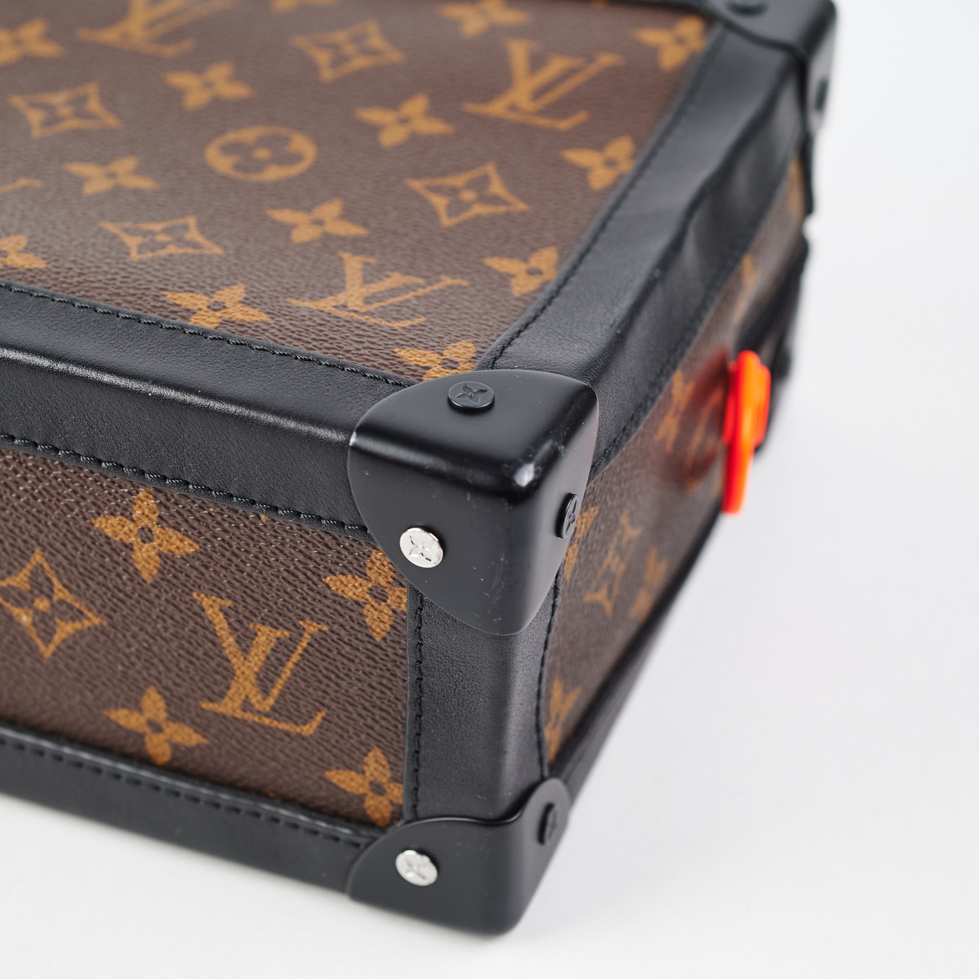 Louis Vuitton Monogram Soft Trunk Phone Box – Coco Approved Studio