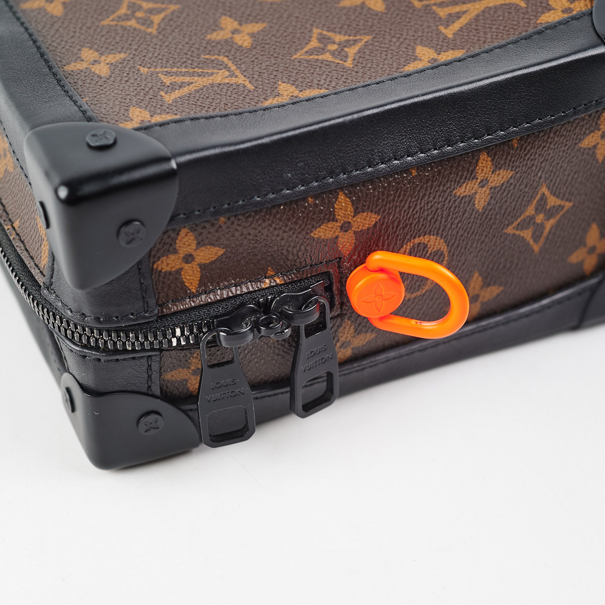Trunk handbag Louis Vuitton Grey in Suede - 10895126