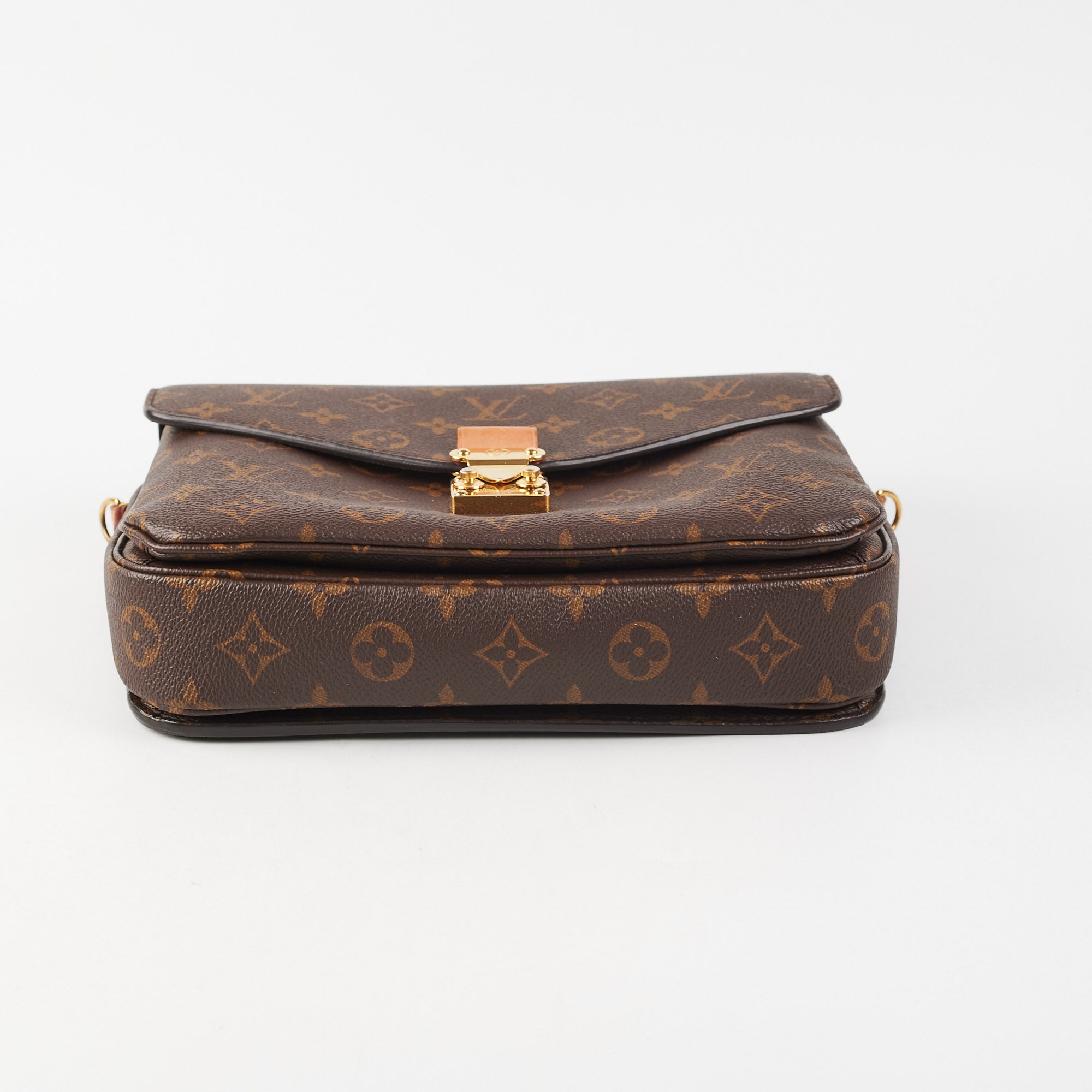 Louis Vuitton Pochette Metis Monogram - THE PURSE AFFAIR