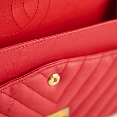 Chanel Reissue 226 Calfskin Red 27 series