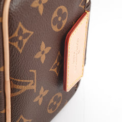 Louis Vuitton Dopp Kitt Toiletry Pouch Monogram