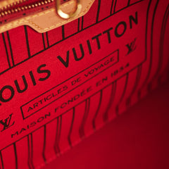 Louis Vuitton Neverfull MM Monogram Shoulder Bag