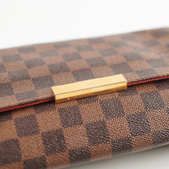 Louis Vuitton Favourite Damier Ebene