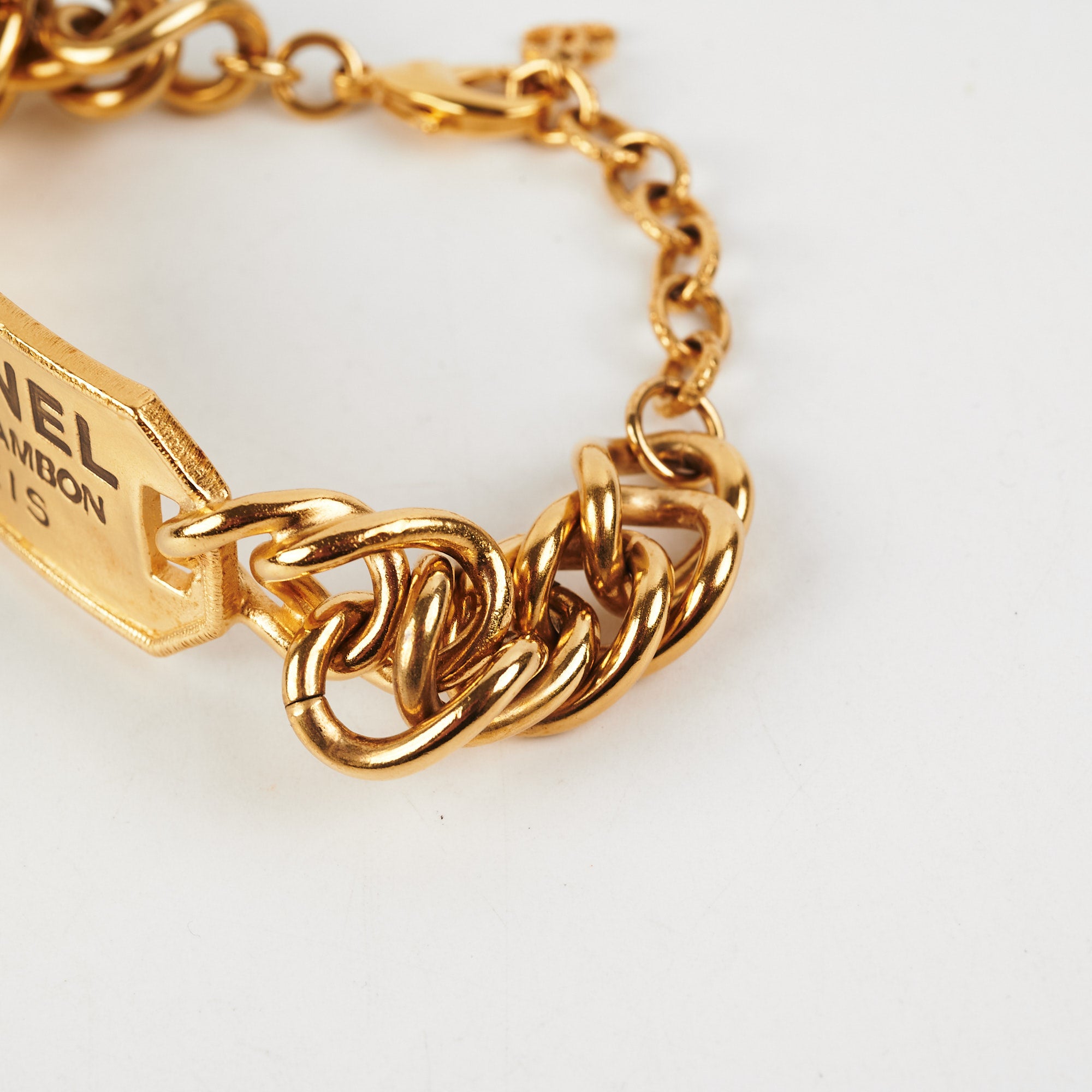 Chanel CC chain bracelet gold and black leather  VALOIS VINTAGE PARIS