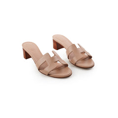 Hermes Oasis Sandals Size 39.5 Beige Nude