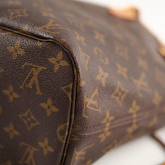 23843 Louis Vuitton Neverfull MM Monogram Shoulder Bag