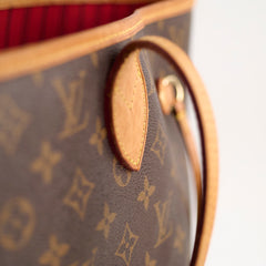 23843 Louis Vuitton Neverfull MM Monogram Shoulder Bag