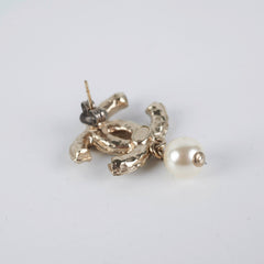 Chanel Earrings CC Pearls Drop (Costume Jewellery)