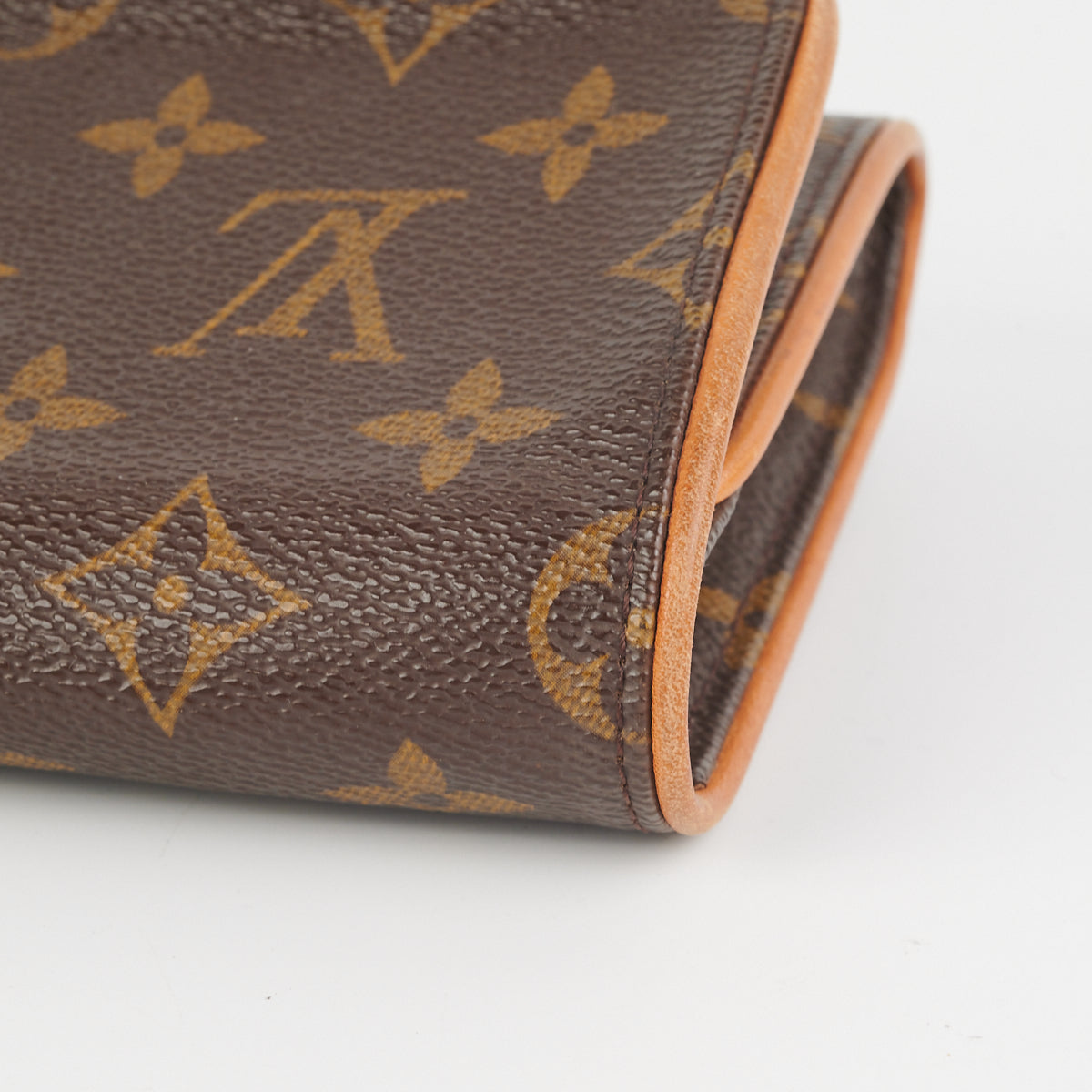 Louis Vuitton Brown Monogram Pochette Twin GM Leather Cloth ref.953561 -  Joli Closet
