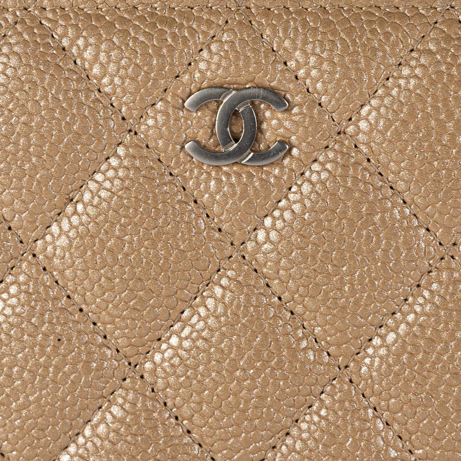 19S Chanel medium zippy wallet in irridescent blue caviar, Luxury